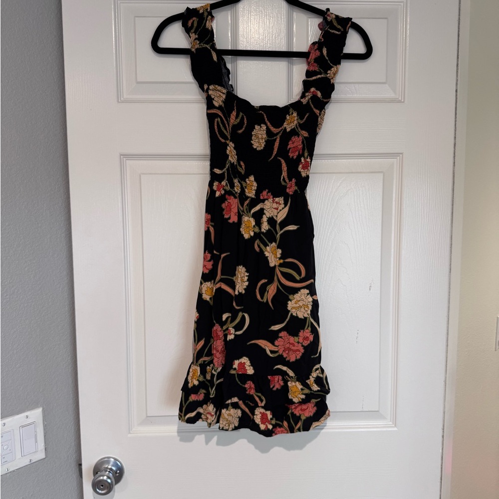 Floral Dress - Picture 2 of 9